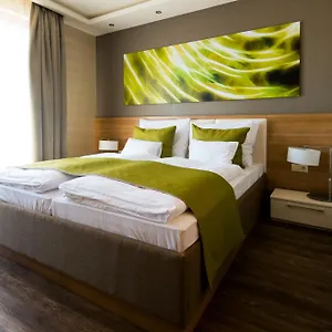 Hotel Bh Kristaly, Debrecen